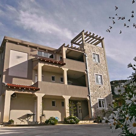 Mirta Apartments Family Farm Budva Extérieur photo