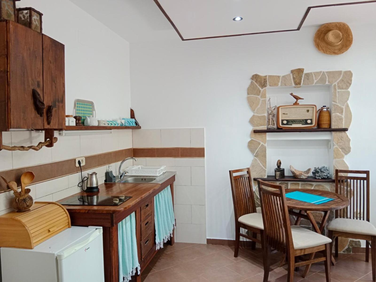 Mirta Apartments Family Farm Budva Extérieur photo